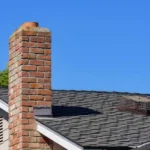 Den Schornstein richtig reinigen: Worauf Hausbesitzer achten sollten